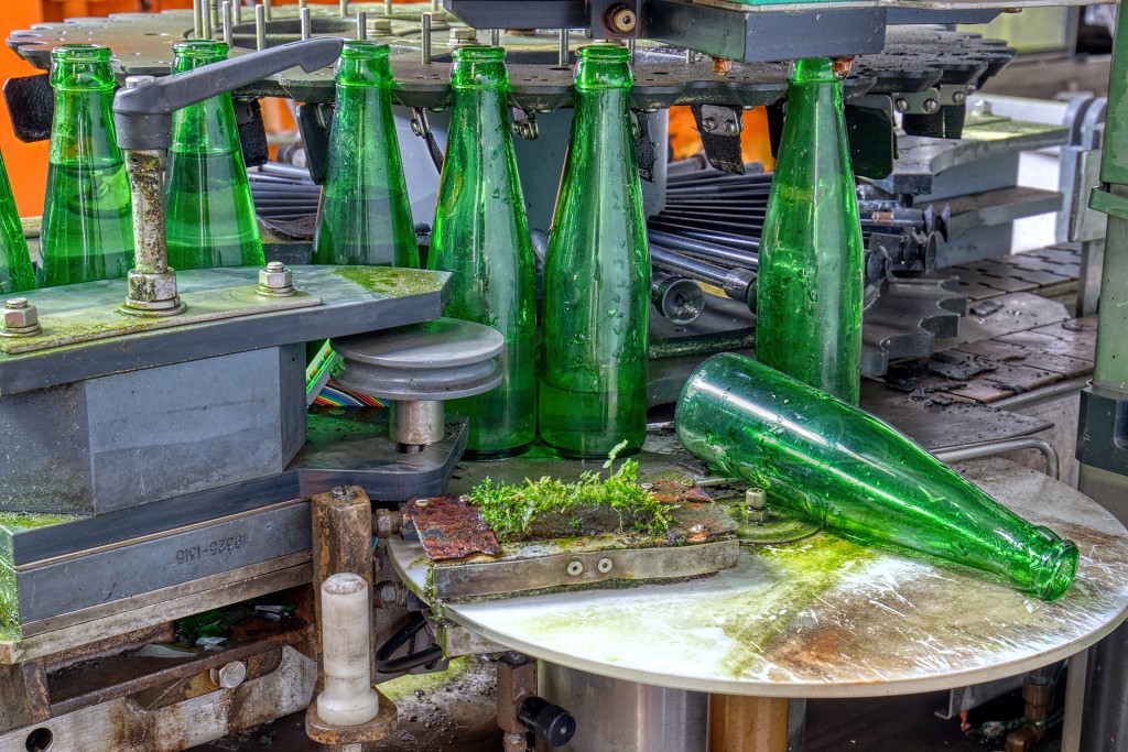 club soda hdr belgie urbex spa belgique belgium decay verlaten fabriek usine factory spawater bronwater ingestort lost abandoned